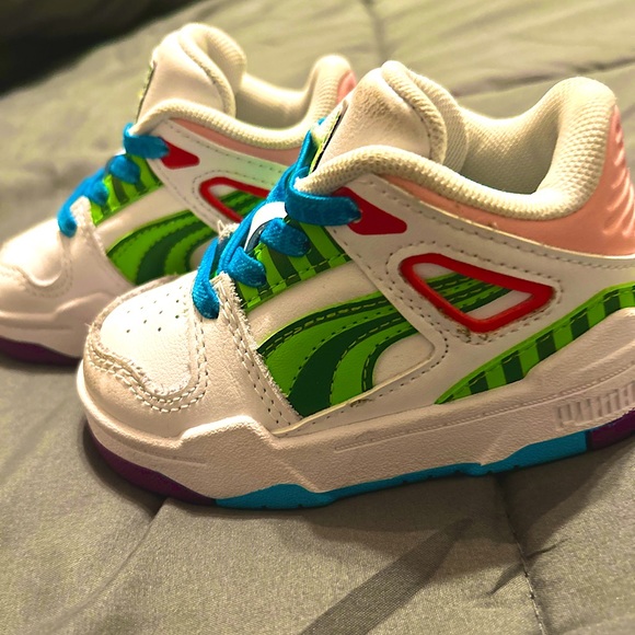 Puma x Cocomelon Kids Sneakers size 6 - Picture 1 of 5